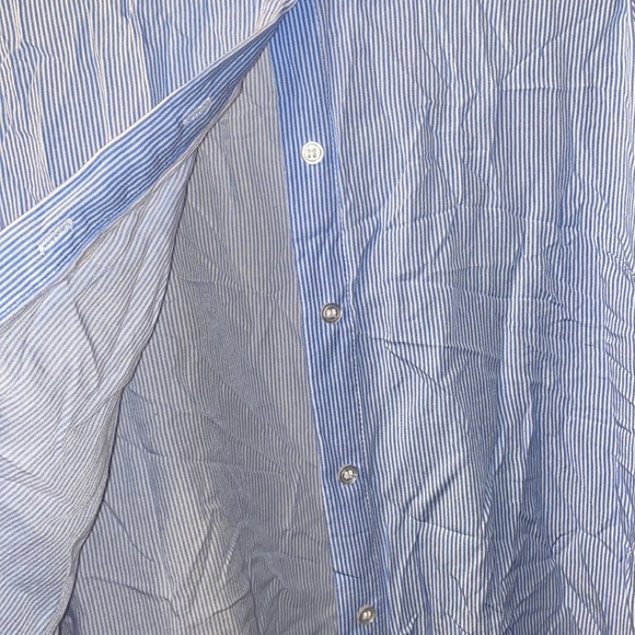 Ladies Divided by H&M long sleeve blue button up boyfriend shirt - Picture 5 of 6